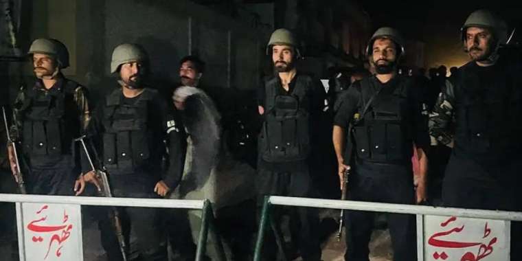 Үндістан Пәкістанға шабуыл жасады