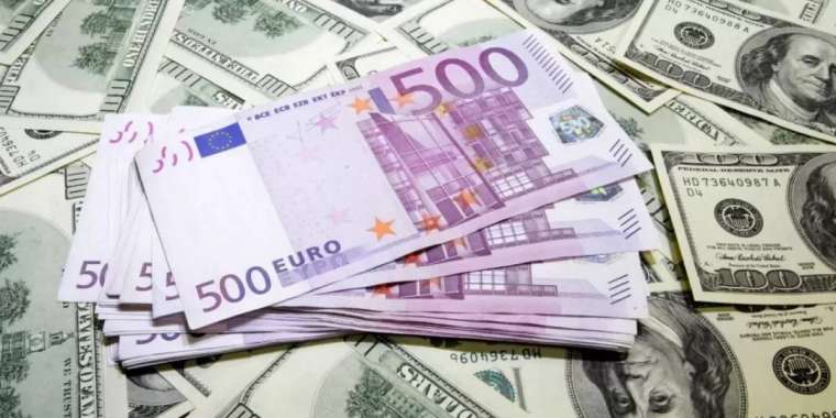 Украинада доллардан еуроға көшу мүмкіндігі қарастырылып жатыр