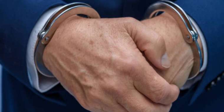 "Адам зорлауға оқталды". Қарағанды облысында ауыл әкімі қамауға алынды