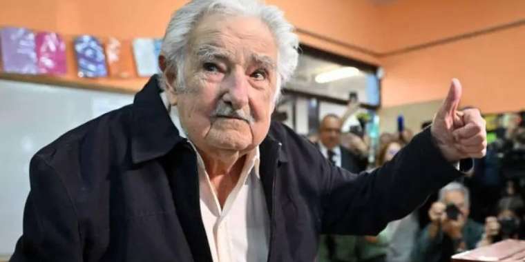 Әлемдегі ең кедей президент қайтыс болды