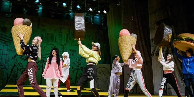 Сац атындағы театр Оқушылар сарайында спектакль қойды