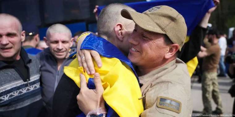 1000-ға 1000: Ресей мен Украина бір-біріне қанша әскери тұтқын қайтарды