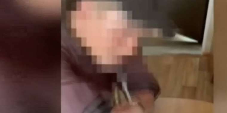 Қызын кепілде ұстаған: қылмыстық топ қол-аяғы жоқ мүгедекті 10 жыл бойы қайыр сұратқан