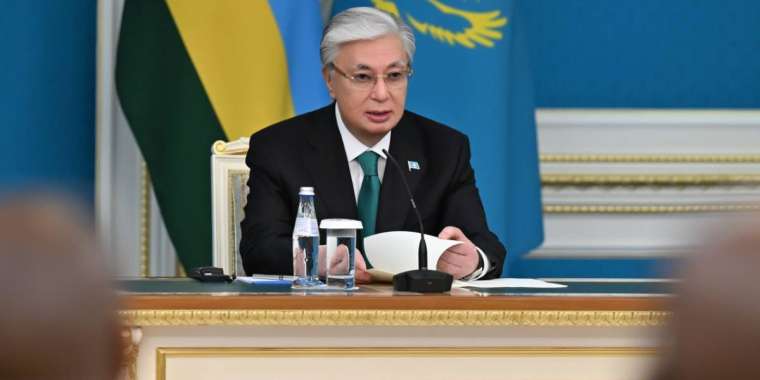 Былтыр 52 мемлекет қарулы қақтығыс жағдайында тұрған - Тоқаев