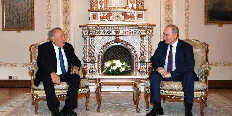 Назарбаев Путинмен кездесті