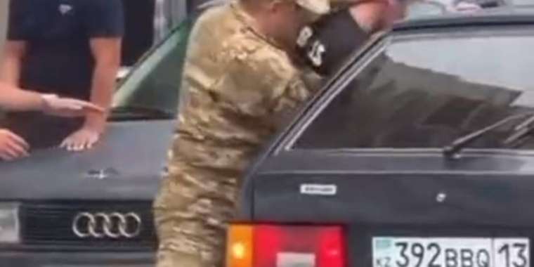 Әскерге күштеп әкету туралы видеоға байланысты Қорғаныс министрлігі жауап берді