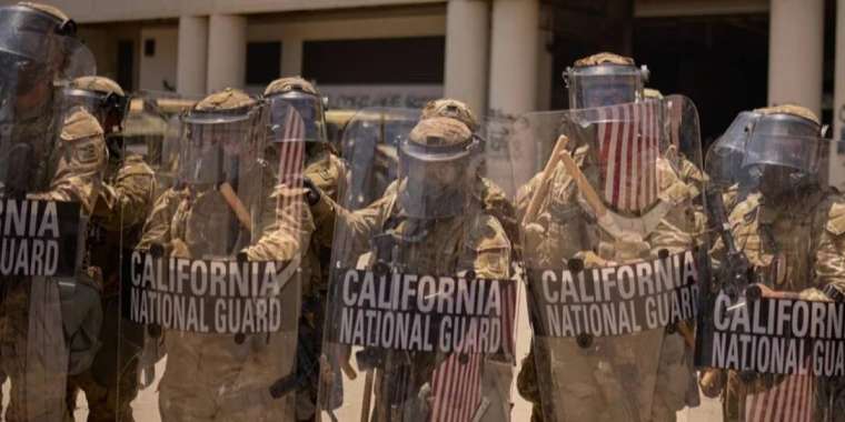 АҚШ соты әскерилерді қолдануға тыйым салу туралы өтінішті құптамады