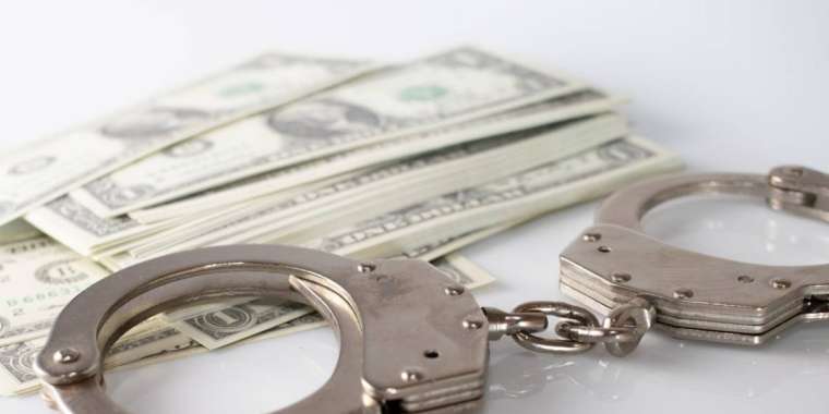 Қостанайда әкімдік бухгалтері 9,7 млн теңге бюджет қаражатын жымқырды