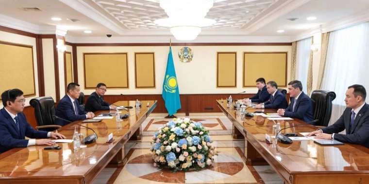 Олжас Бектенов Shandong Energy Group Co. басқарма төрағасы Ли Вэймен кездесу өткізді