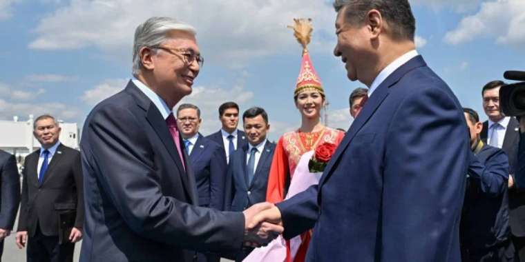 Қытай төрағасы Си Цзиньпин Астанаға келді
