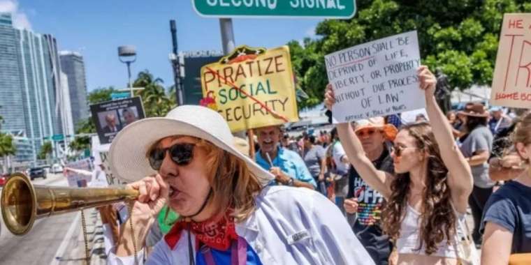 АҚШ-та заңсыз жүрген қазақстандықтар елден қуылуы мүмкін