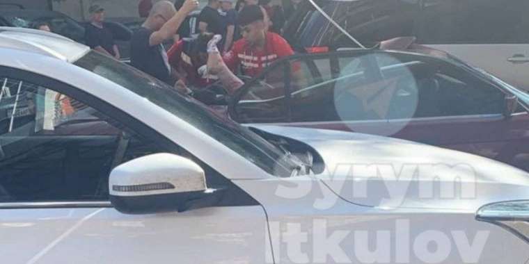 Астанада ер адам әйелін өлтіріп, өзі 25-қабаттан секіріп кеткен