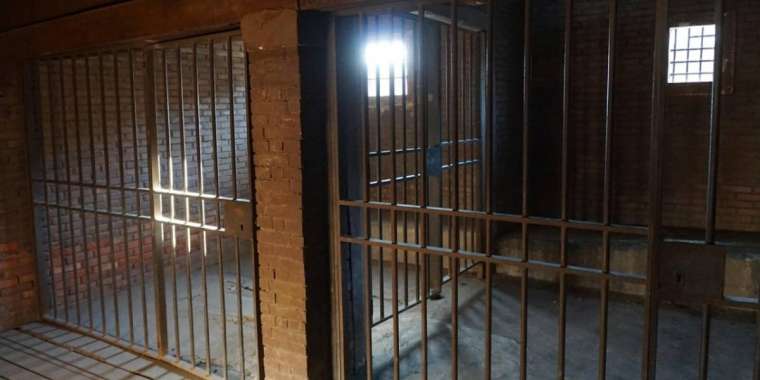 Адам өлтіріп, мәйітті өзенге тастағандар сотталды