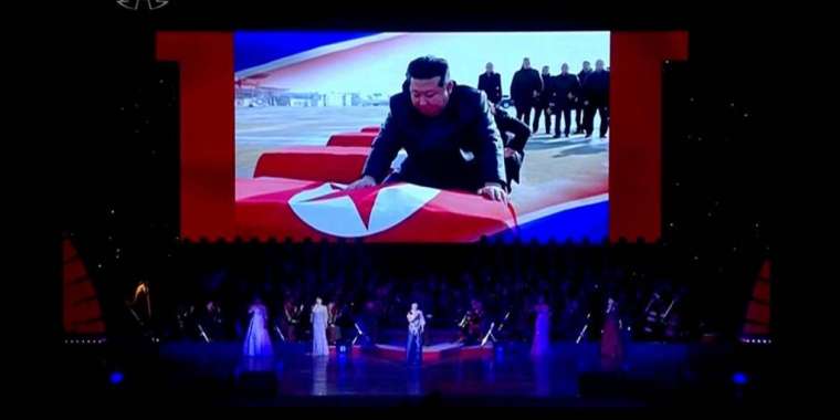 Ким Чен Ын Ресей-Украина соғысында қаза тапқан сарбаздарының рухына тағзым етті