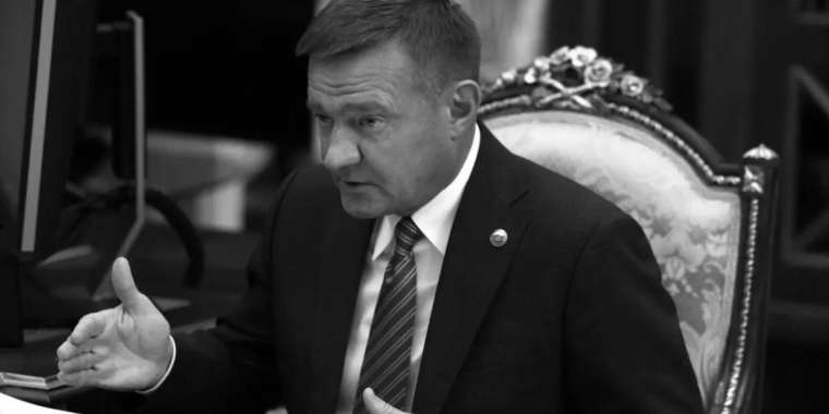 Ресейдің бұрынғы көлік министрі қызметтен босатылғаннан кейін өзіне қол жұмсады