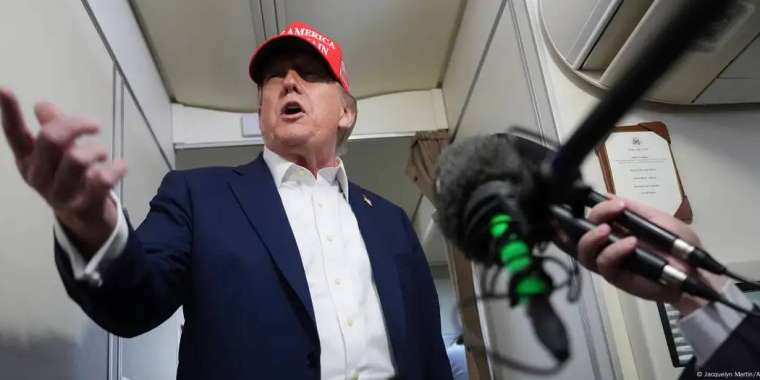 CNN: Трамп Путинге «Мәскеуді бомбалаймын» деп қоқан-лоқы көрсеткен