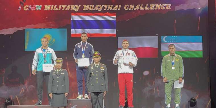 Ұландық спортшы муайтайдан Әлем чемпионатында "күміс" иеленді