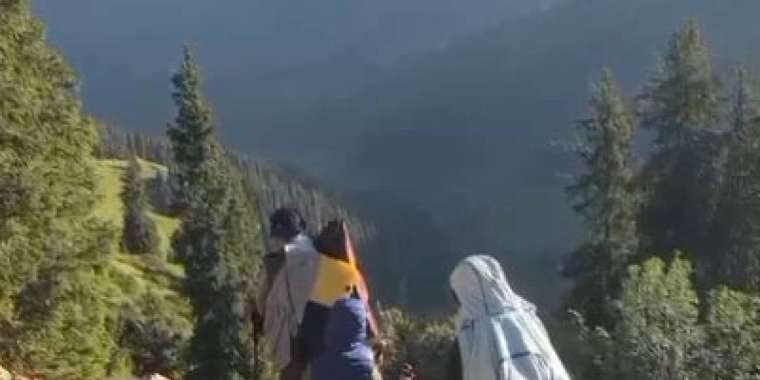 Алматы маңындағы тауда бала эвакуацияланды