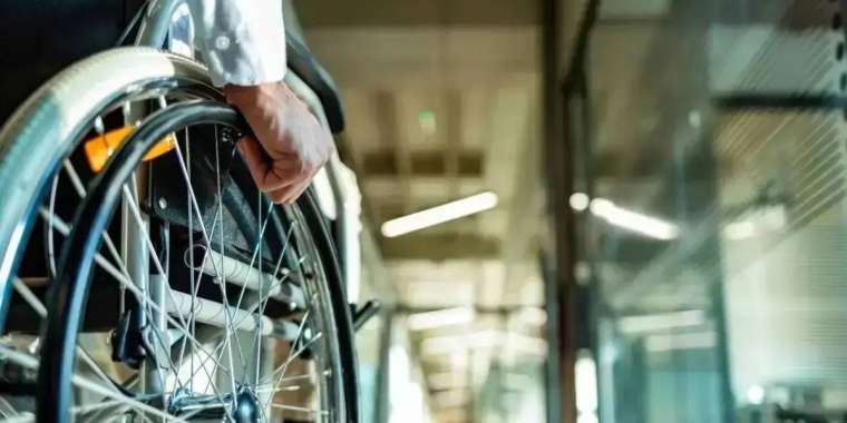 Астанада қылмыстық топ мүгедек азаматтардың атына автонесие рәсімдеп отырған