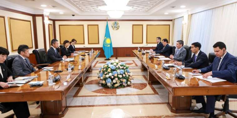 Жапония Семейдегі ядролық сынақтардың салдарымен күресуге грант бермек