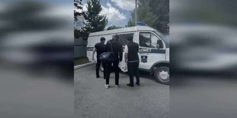 Ұлттық қауіпсіздік комитетінің жаңа қызметі алғашқы жемқорын ұстады