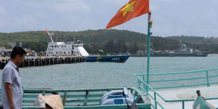 Вьетнамдағы қайық апаты: Қаза тапқандар саны 30-дан асты