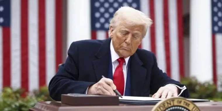 Дональд Трамп ЮНЕСКО-дан шығу жайлы шешім қабылдады