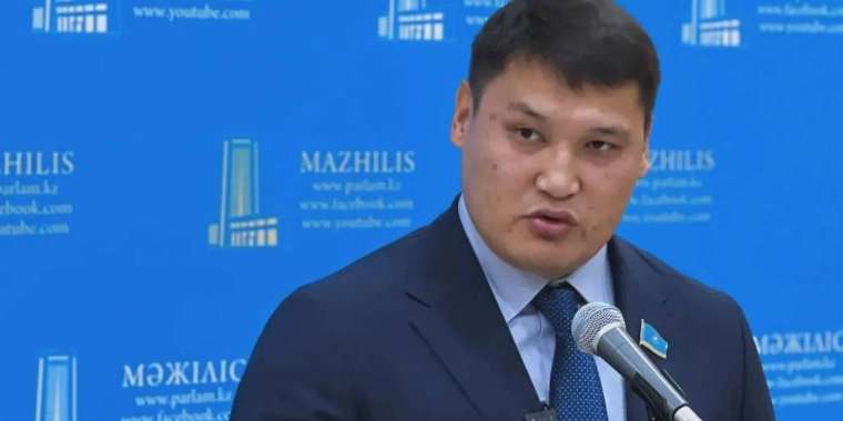 Руслан Берденовке жасалған қастандық бойынша іс сотқа түсті