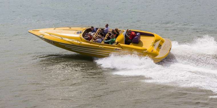 Алакөлде демалып жүрген кісіні қайық қағып өлтірді