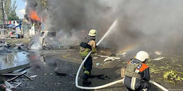 Украинаға жасалған шабуылдардан екі адам қаза тапты, 15 тұрғын жараланды