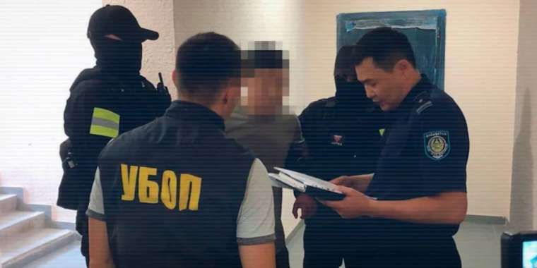 Адам саудасымен айналысқан екі қылмыстық топ ұсталды