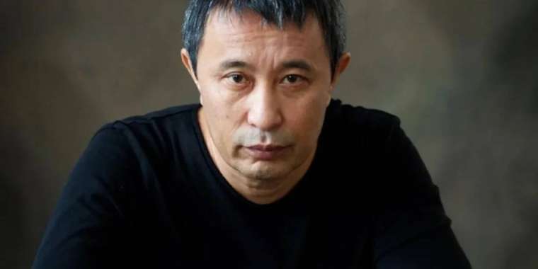 Режиссер Ермек Тұрсынов Қазақстанға оралады