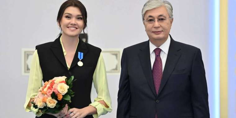 Тоқаев опера әншісі Әйгерім Алтынбекті құттықтады