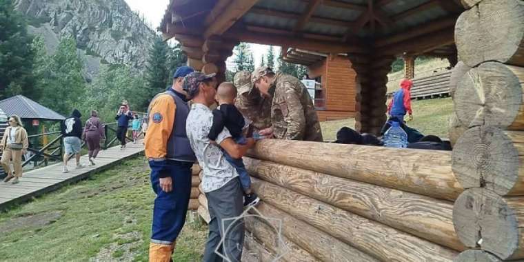 Алматы тауларында 2 жастағы бала жоғалып кеткен
