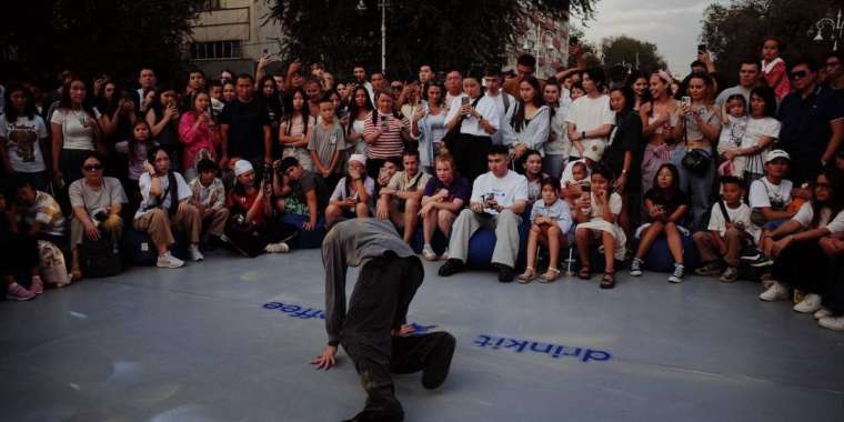 Алматыда жастар арасында би сайысы өтті