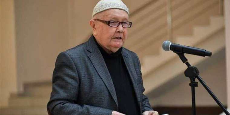 Алаяқтарға алданған Кәкен Қамзинге қайырымды азамат 23 млн теңге берді