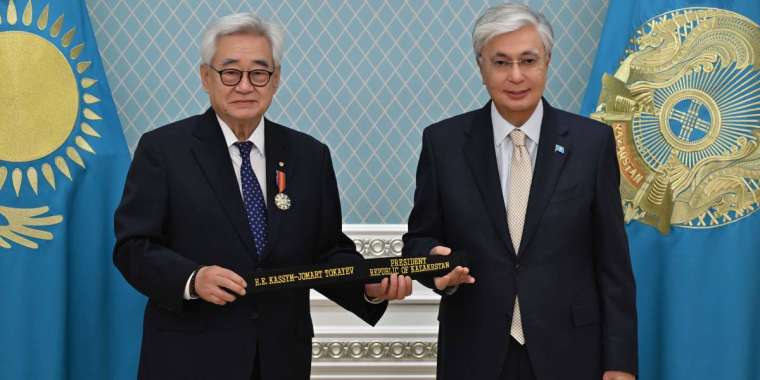 Тоқаевқа тхэквондодан тоғызыншы дан — қара белбеу табысталды