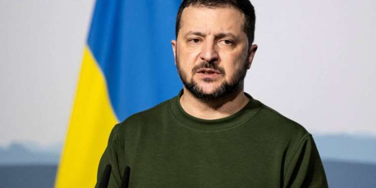 Зеленский: "Біз Донбасстан кетпейміз. Донбасс — ресейліктер үшін жаңа шабуылға арналған плацдарм."