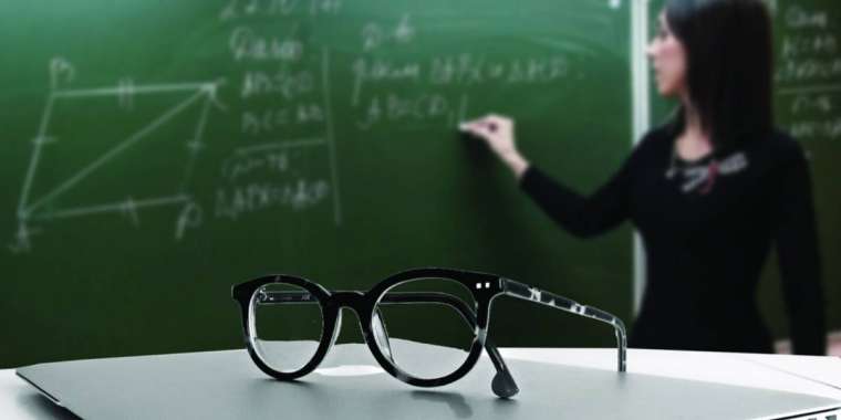 Жамбыл облысында жұмыстан заңсыз босатылған мұғалім қызметіне қайта оралды