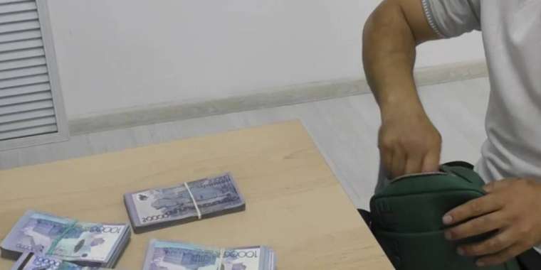 Таразда тұрғын үйді жөндеуге бөлінген 59 млн теңге жымқырылған