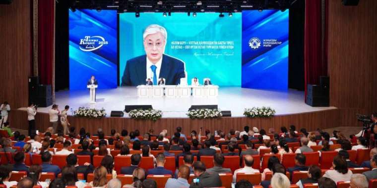 Түркістанда дәстүрлі тамыз конференциясы өтті