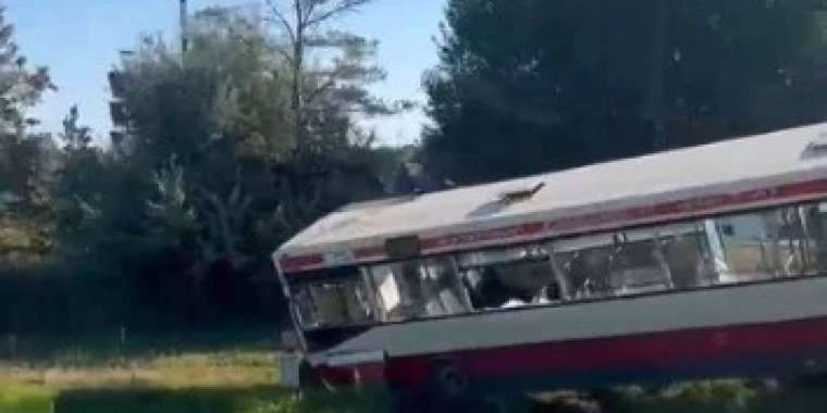 Астанадағы жол апаты: 14 адам ауруханаға жеткізілді