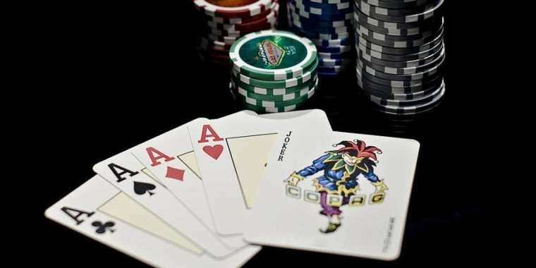 Астана сот орындаушылары өндіріп алынған ақшаны құмар ойындарға жұмсаған