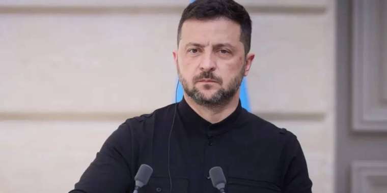 Зеленский Путиннің Мәскеуге шақырған ұсынысына жауап берді