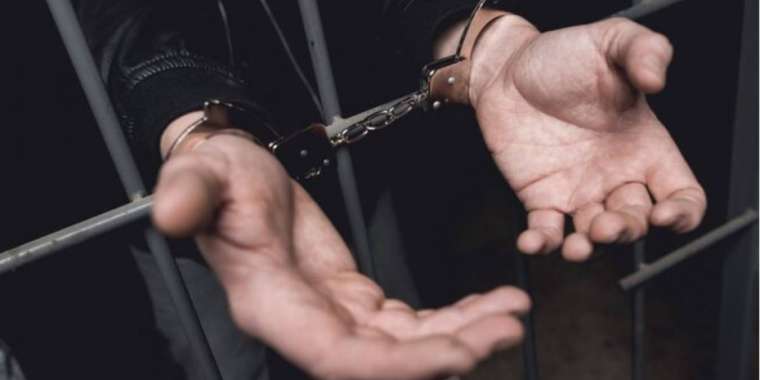 Талғарда ер адамды өлтіріп, екі жасар қызын ұрлап кеткен күдікті ұсталды