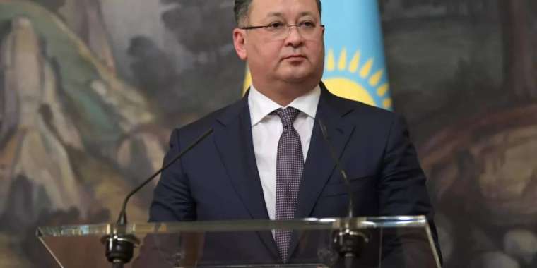 Мұрат Нұртілеу Парламент қабырғасынан көрінді /видео/