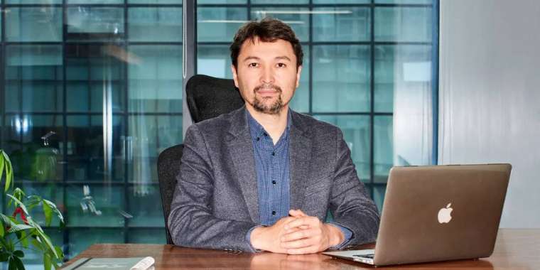 Тең мүмкіндіктер: әлемдік білімге қазақ тілінде қолжетімділік артты