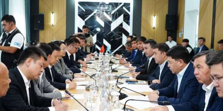 Нұралхан Көшеров Қытайдың ресми және бизнес делегациясымен кездесті