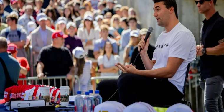 АҚШ саясаткері Чарли Кирктің өліміне қатысты тың деректер жарияланды
