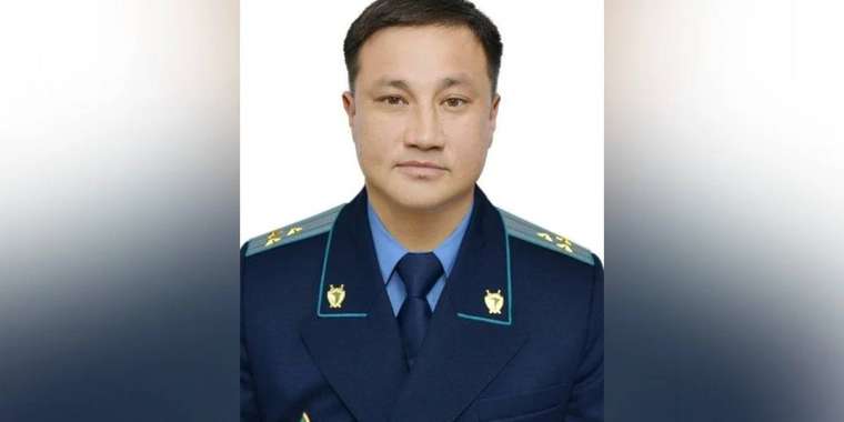 Мас күйінде тәртіп бұзды деп айыпталған прокурор ақталып шықты